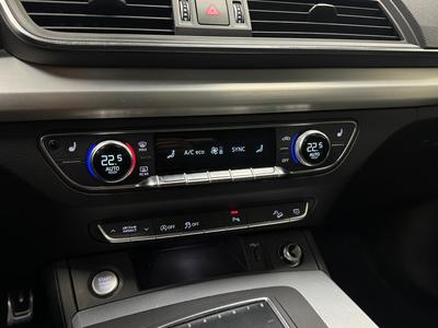 2020 Audi Q5 40 TDI Q S Line *Alpinpkt*Värmare*Cockpit*Matrix*Spec – bild 18