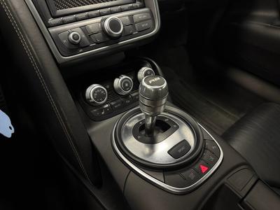 2007 Audi R8 Coupé 4.2 FSI V8 Q R Tronic · B&O · Koppling bytt – bild 11