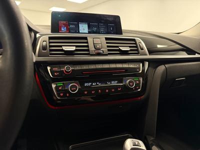 2018 BMW 330i xDrive Touring *Nav professional*Hifi*Se Spec 252hk – bild 21