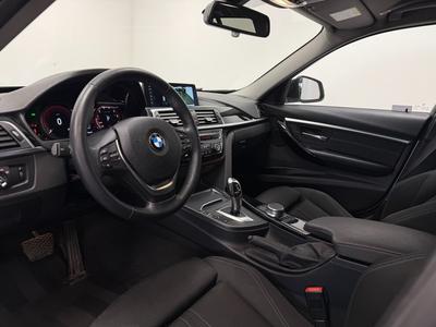 2018 BMW 330i xDrive Touring *Nav professional*Hifi*Se Spec 252hk – bild 8