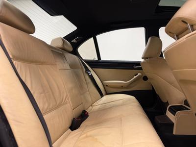 2003 BMW 330i Sedan M Sport *breddad*H/K*Taklucka*Spec*individual* – bild 16