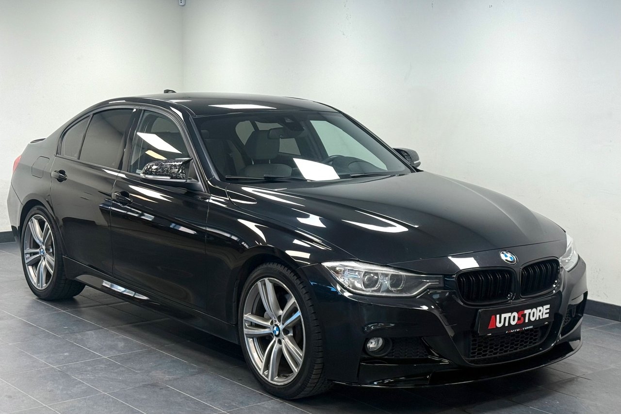 2012 BMW 335i Sedan Steptronic *M-sport *Hifi *Drag Navi Prof 370hk