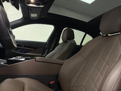 2024 BMW 520d xDrive Sedan M Sport*Pano*HuD*Läder*Se Spec* Euro 6 – bild 16