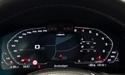 2023 BMW M4 Competition M-xDrive *Skalstolar*50-Jahre*H/K*Carbon*Sp – bild 15