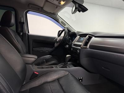 2018 Ford ranger 3.2 TDCi 4x4 *Alphakåpa* Luftfjädring*Läder*200hk – bild 13