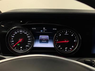 2018 Mercedes-Benz E220 d 220 d 4MATIC 9G-Tronic AMG Line Spec – bild 17