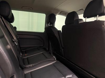 2021 Mercedes-Benz Vito 116 Tourer 116 CDI 4x4 9G-Tronic · Moms · 9-sits · Drag – bild 12