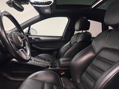 2017 Porsche Macan GTS GTS · Pano · Sport Chrono · 20" spyder RS · Värmare · Sv-såld – bild 11