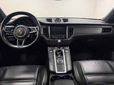 2017 Porsche Macan GTS GTS · Pano · Sport Chrono · 20" spyder RS · Värmare · Sv-såld – bild 9
