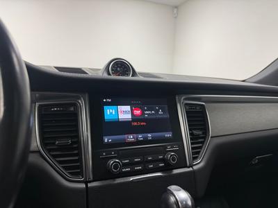 2017 Porsche Macan GTS GTS · Pano · Sport Chrono · 20" spyder RS · Värmare · Sv-såld – bild 18