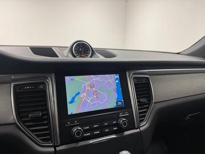 2017 Porsche Macan GTS GTS · Pano · Sport Chrono · 20" spyder RS · Värmare · Sv-såld – bild 16