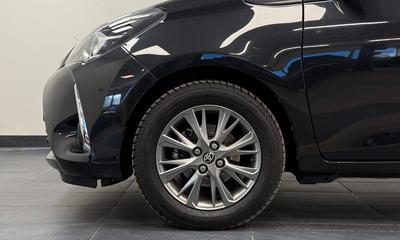 2020 Toyota Yaris 5-dörrar 1.5VVT-ie *Moms*B-kamera*Carplay*Aut*2700Mil* – bild 5