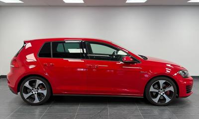 2015 Volkswagen Golf I 5-door GTI Performance 2.0 TSI · Dynaudio · Pluspaket – bild 3