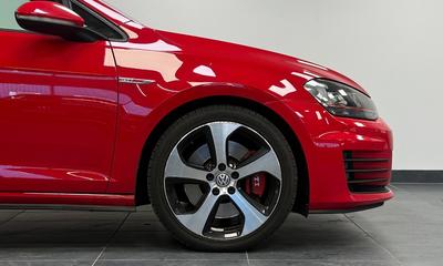 2015 Volkswagen Golf I 5-door GTI Performance 2.0 TSI · Dynaudio · Pluspaket – bild 4
