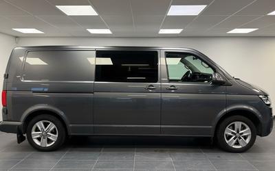 2021 Volkswagen Transporter Kombi 4M*Cockpit*Fullutr*LED*Inredning*SN-påbyggd* – bild 3