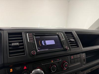 2018 Volkswagen Transporter Kombi T32 2.0 TDI 4M · Moms · Q-pax · LED · Carplay · Nedla – bild 17