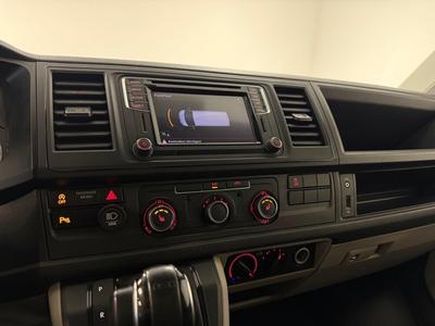 2018 Volkswagen Transporter Kombi T32 2.0 TDI 4M · Moms · Q-pax · LED · Carplay · Nedla – bild 19