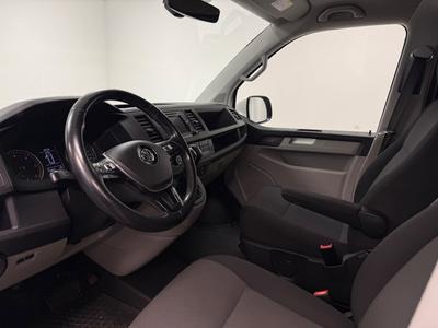 2018 Volkswagen Transporter Kombi T32 2.0 TDI 4M · Moms · Q-pax · LED · Carplay · Nedla – bild 8