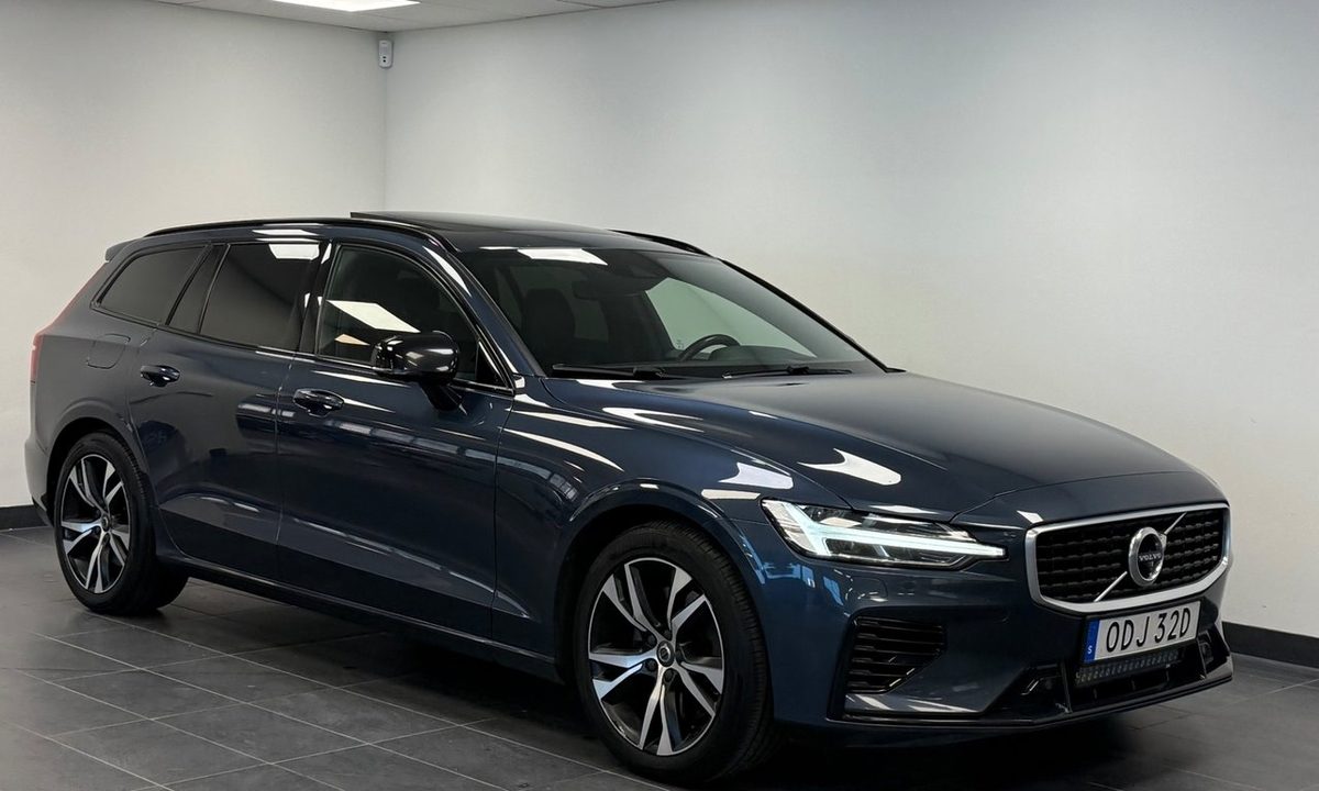 2020 Volvo V60 T8 Twin Engine AWD R-Design · Pano · Drag
